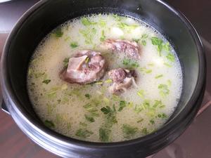 奶白山药牛尾汤