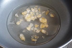 酱烧牛尾