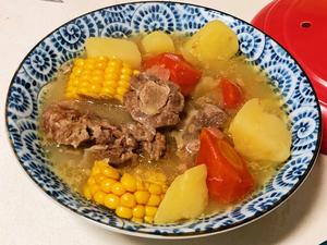 清炖🐂牛尾骨汤🍲