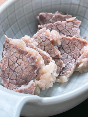 盐水牛腱