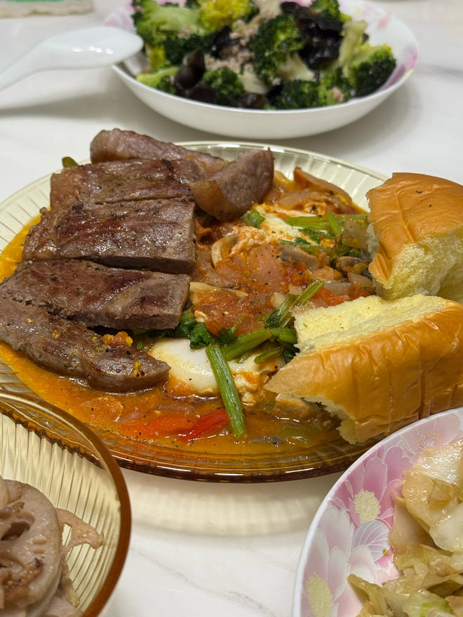 牛排北非蛋