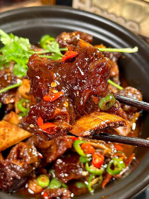 家常红烧牛排骨
