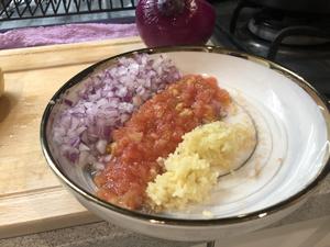黑椒牛排（配酱汁做法）