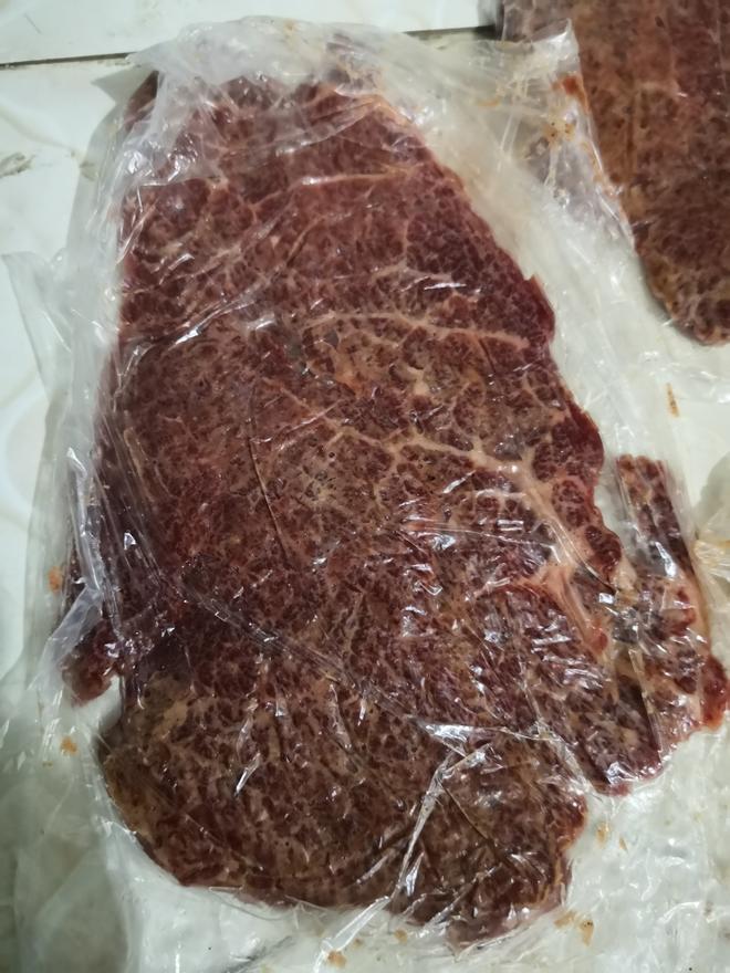 腌制牛排