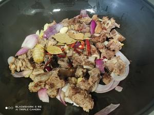 番茄土豆牛腩牛排骨煲