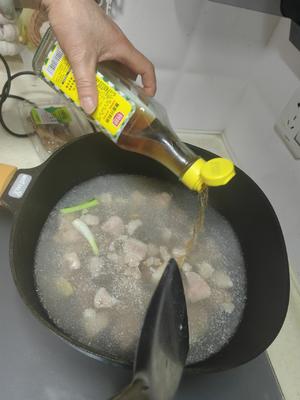 辣味红烧牛腩