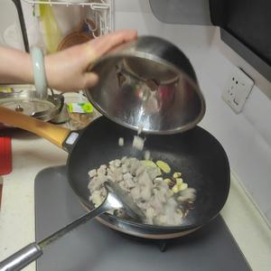 辣味红烧牛腩