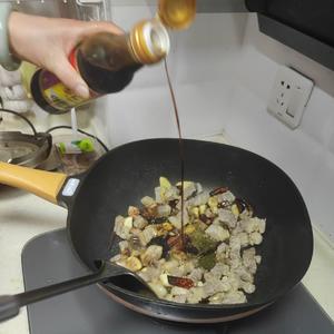 辣味红烧牛腩