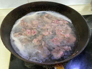 跷脚牛肉(乐山味道)