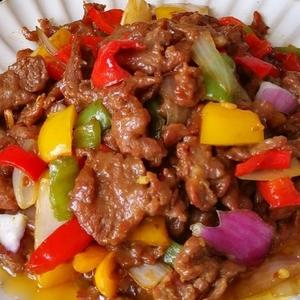 牛肉这样做，简直就是入口即化的感觉，嫩炒牛肉