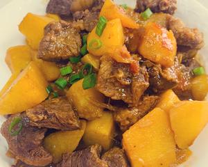 牛肉烧土豆（土豆清爽不糊，比你想象要简单多了）
