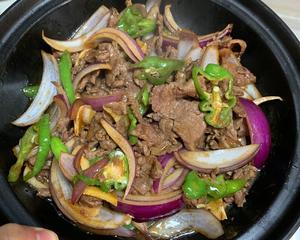 老少皆宜的一道“青椒洋葱爆炒牛肉”