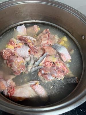 浓香下饭的老母鸡汤泡饭