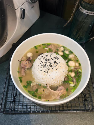 浓香下饭的老母鸡汤泡饭