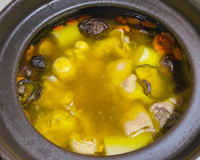砂锅老母鸡汤，超简单教程～！