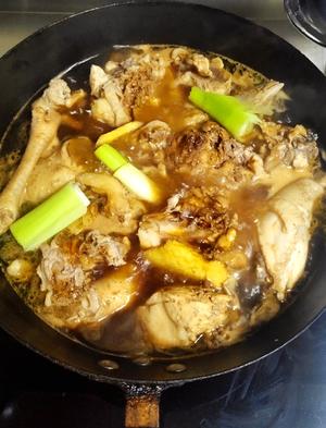 简单诱人的炖老母鸡块