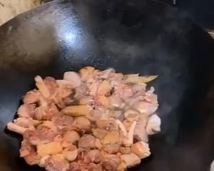 新疆大盘鸡无需争议