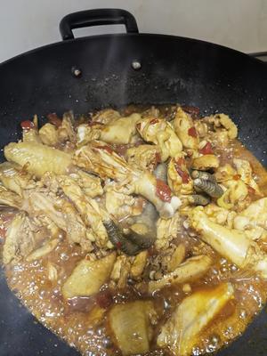 土鸡焖花卷
