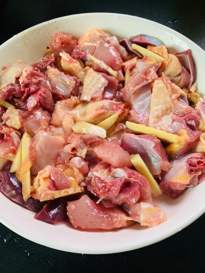 鸡肉，土鸡汤要好吃就该这么做