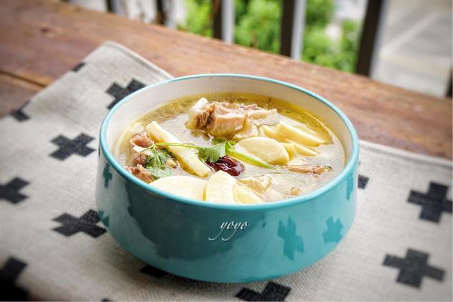 冬笋土鸡汤