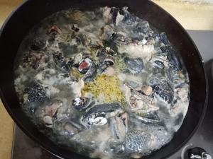 好喝又简单的乌鸡汤～大人小孩都能喝