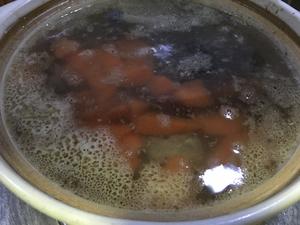 乌鸡双菇汤（儿童也能喝的元气汤）