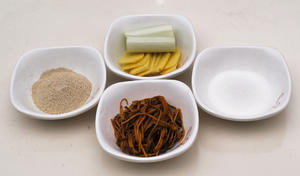 虫草花乌鸡汤