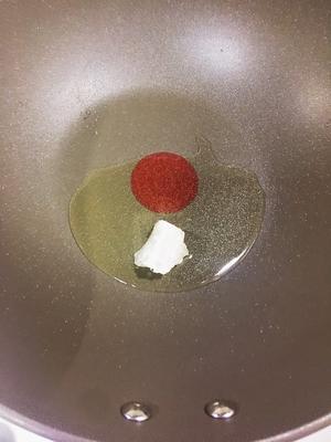 好吃到原地爆炸的黄焖鸡