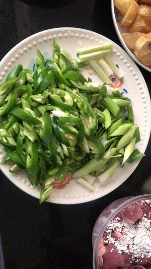 下饭菜-青椒炒猪心爆炒猪心