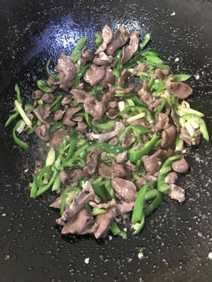 下饭菜-青椒炒猪心爆炒猪心