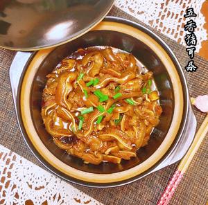 一片能吃一碗饭的《五香猪耳朵》