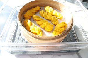 银丝卷？祥云卷？毛线卷？不管咯，就是卷卷馒头
