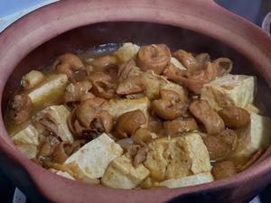 肥肠炖豆腐