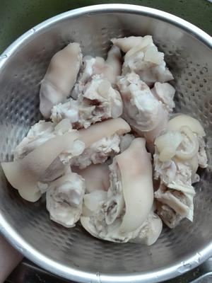 红烧猪蹄，酱香味，超级过嘴瘾的卤猪蹄