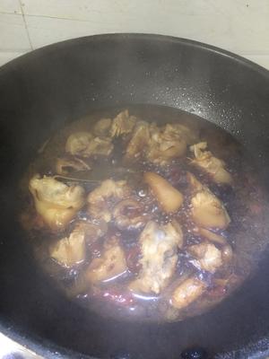 流口水的黄豆炖猪蹄