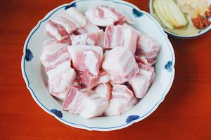 不焯水不放油的家常红烧肉