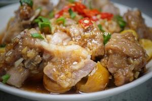 排骨怎么蒸才嫩？第一步先焯水就错了，记住这个窍门排骨嫩滑多汁