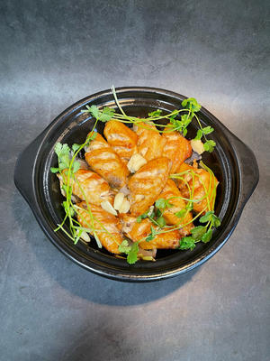 家宴快手菜🩷砂锅焗鸡翅