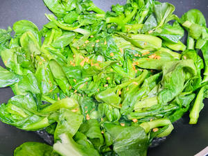 快手菜：菜苔炒牛肉