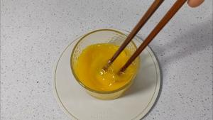 洋葱滑蛋肥牛卷/饭。一个人也要好好吃饭