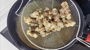 洋葱滑蛋肥牛卷/饭。一个人也要好好吃饭