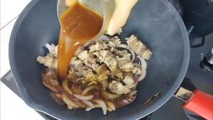 洋葱滑蛋肥牛卷/饭。一个人也要好好吃饭