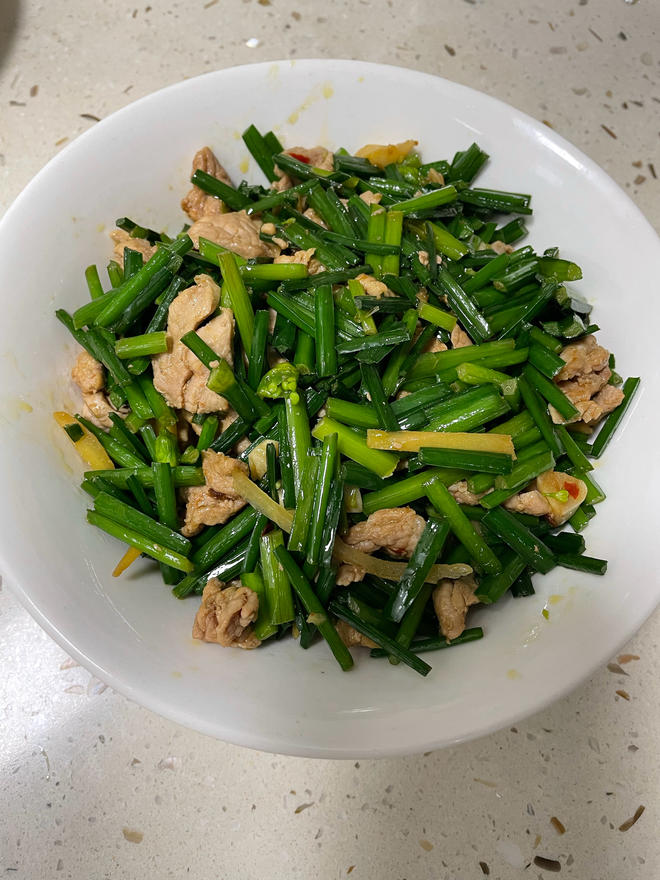 韭菜苔炒里脊肉