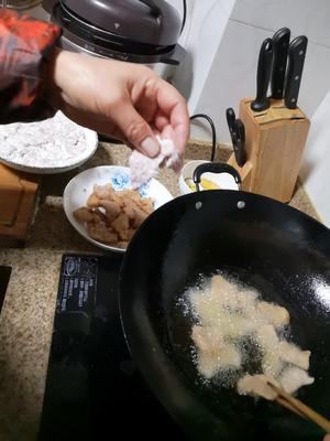 抓炒里脊.一口一口接一口
