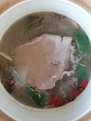 盐水猪肝