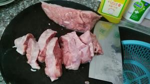 菜干煲猪肺（汤）