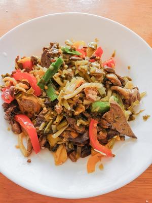 超下饭的炒鸡杂（鸡心鸡肝）