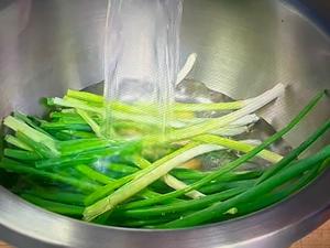 绝味花雕蒸童子鸡