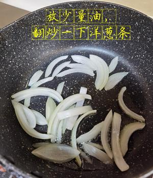 蛋包肥牛卷饭