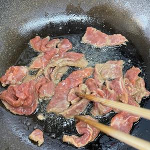家常小炒牛肉（嫩滑爆赞）